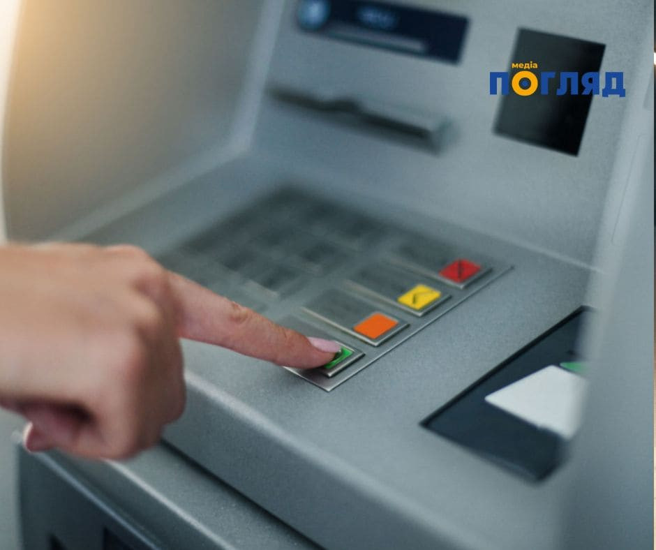 До 200 тисяч на день: НБУ подвоїв ліміт на зняття готівки з валютних рахунків - зображення